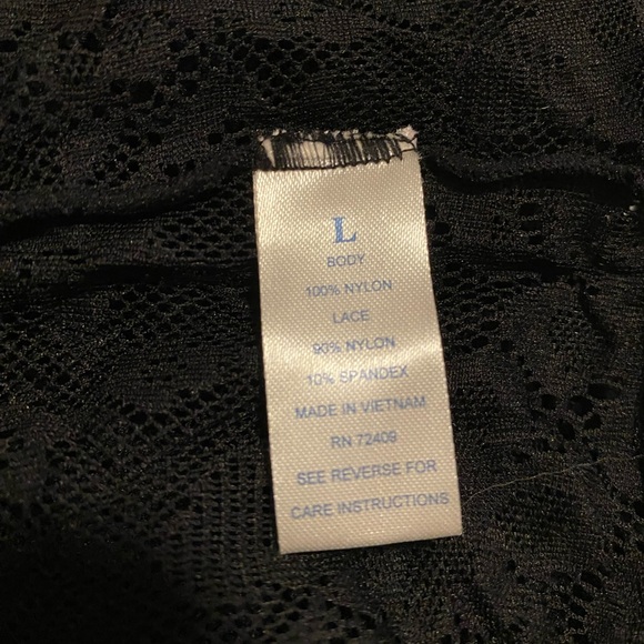 LONG SLEEVE LACE DRESS - Picture 4 of 4